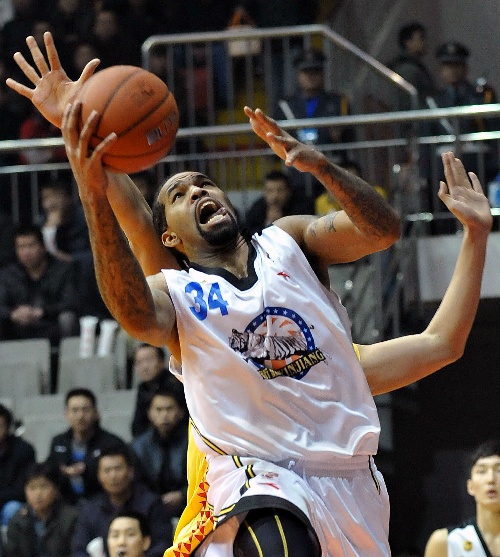 西甲赛程吃紧,新疆广汇清晨防线松动,媒体盛赞,资深球员宣示担当 西甲赛程吃紧,新疆广汇清晨防线松动,媒体盛赞,资深球员宣示担当